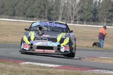 COSTAS SIGUE SUMANDO POLEPOSITIONS