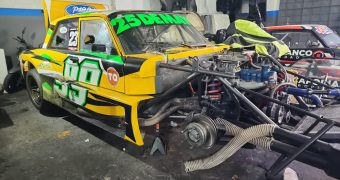 EL GURU RACING CON TRES AUTOS EN PISTA PARA EL RETORNO.